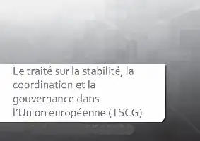 Description de l'image par IA : Texte blanc sur fond gris avec des bâtiments flous en arrière-plan.