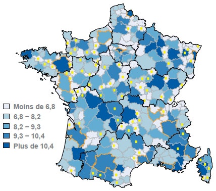 Description de l'image par IA : Carte de France avec des nuances de bleu indiquant le nombre d'emplois publics par 100 habitants dans différentes zones d'emploi.