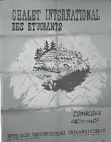 Description de l'image par IA : Affiche en noir et blanc montrant un chalet dans les montagnes avec du texte en français.